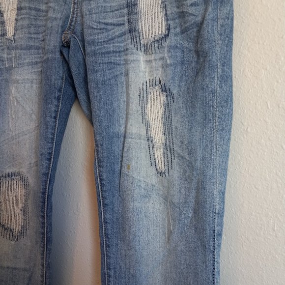 Blues Society Jeans Women 13/14 Mid Rise Straight Distressed Mid WashDenim Blue - Picture 3 of 5